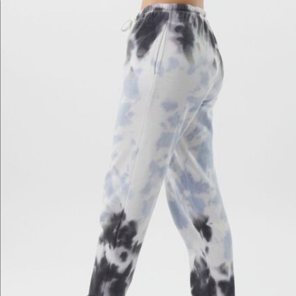 Garage tye dye sweats! - Picture 2 of 2